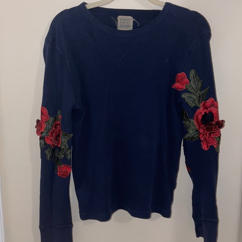 BLUE FLOWER PETAL SWEATER FURST OF A KIND